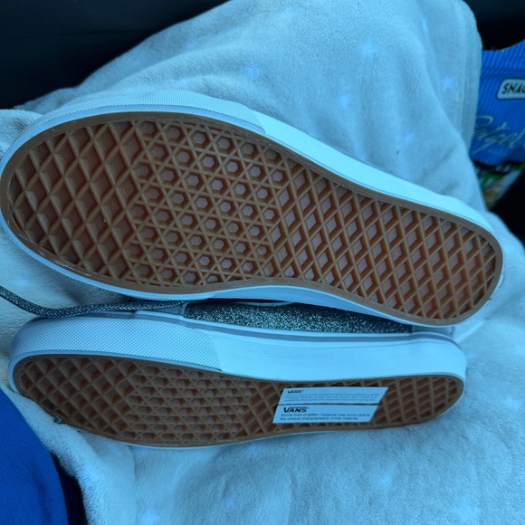 Vans sk8-hi J
Glitter
Brand new - Picture 3 of 5